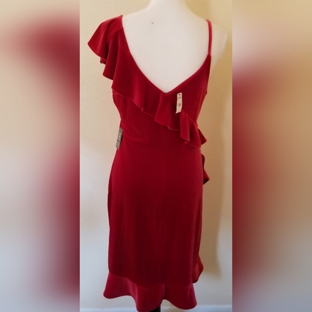 Express Red Velvet Dress, M - Picture 3 of 5